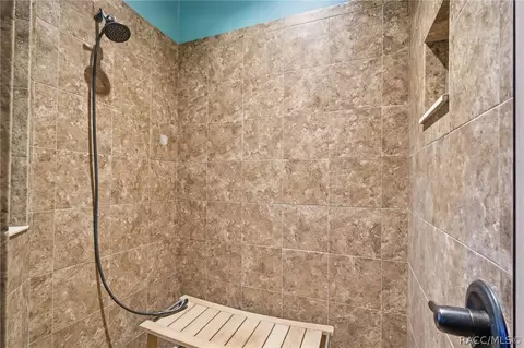 Bath - 1083 W Pointer Loop, Hernando, FL 34442 photo 6 of 9