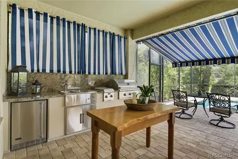 Kitchen - 1083 W Pointer Loop, Hernando, FL 34442 photo 9 of 9
