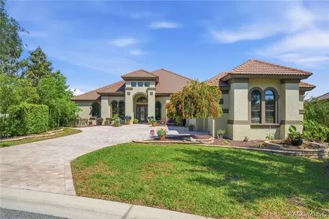 Exterior - 1083 W Pointer Loop, Hernando, FL 34442 photo 3 of 17