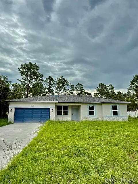 9481 N Stafford Dr, Citrus Springs, FL 34433