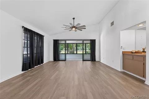 16 Golfview Ct, Homosassa, FL 34446