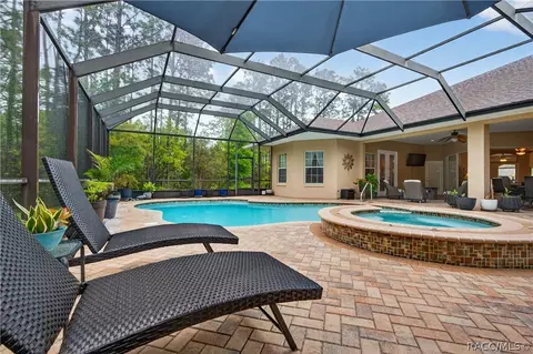 Exterior - 4052 N Mayan Dr, Hernando, FL 34442 photo 2 of 20
