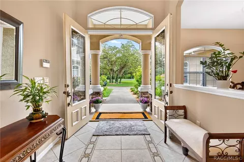 Entry Way - 4052 N Mayan Dr, Hernando, FL 34442 photo 2 of 3