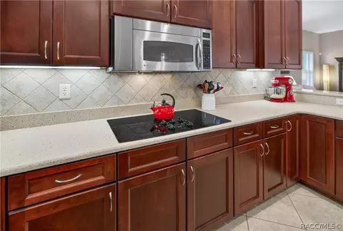 Kitchen - 4052 N Mayan Dr, Hernando, FL 34442 photo 4 of 5