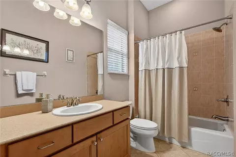 Bath - 4052 N Mayan Dr, Hernando, FL 34442 photo 4 of 6