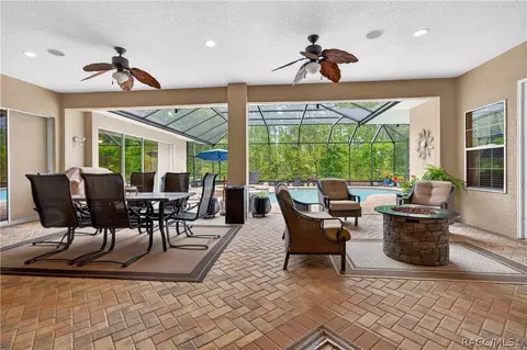 Exterior - 4052 N Mayan Dr, Hernando, FL 34442 photo 8 of 20