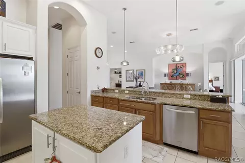 Kitchen - 1640 N Jimmie Foxx Path, Hernando, FL 34442 photo 3 of 4