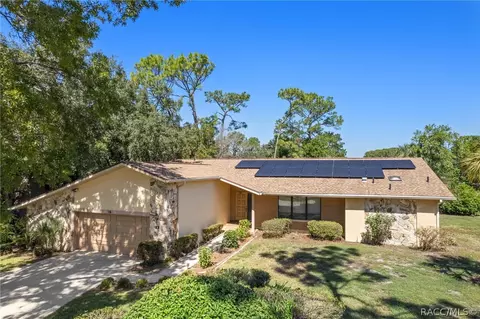 16 Chinkapin Cir, Homosassa, FL 34446
