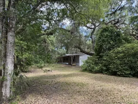 6788 E Channel Dr, Hernando, FL 34442 photo 2