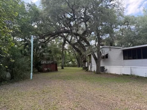 6788 E Channel Dr, Hernando, FL 34442 photo 9