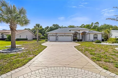 109 Douglas St, Homosassa, FL 34446