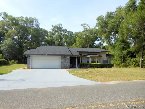 109 Vassar St, Inverness, FL 34452