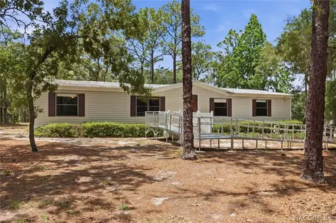 5828 S Oldfield Ave, Homosassa, FL 34446