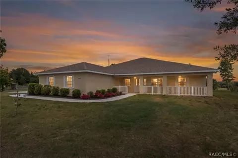 1403 W Mansfield St, Lecanto, FL 34461