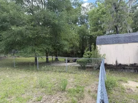 Exterior - 3046 E Squirrel Ct, Inverness, FL 34452 photo 3 of 9