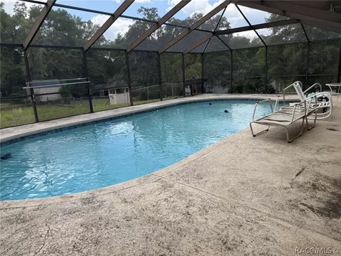 Exterior - 3046 E Squirrel Ct, Inverness, FL 34452 photo 7 of 9