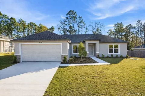 9214 N Athens Dr, Dunnellon, FL 34433