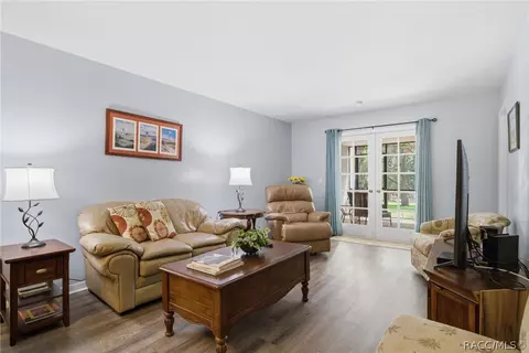 Living - 175 E Hartford St #4A, Hernando, FL 34442 photo 1 of 4