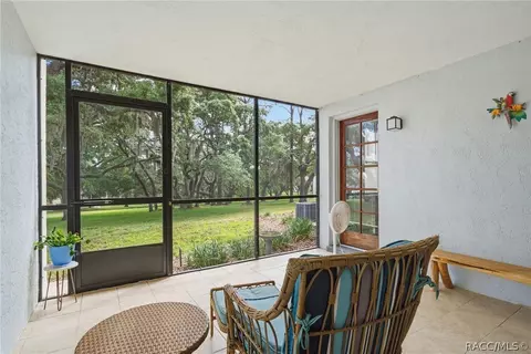 Exterior - 175 E Hartford St #4A, Hernando, FL 34442 photo 8 of 13