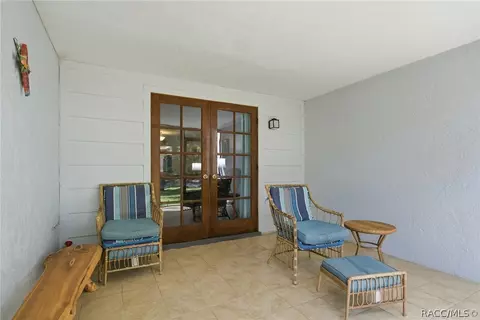 Exterior - 175 E Hartford St #4A, Hernando, FL 34442 photo 7 of 13