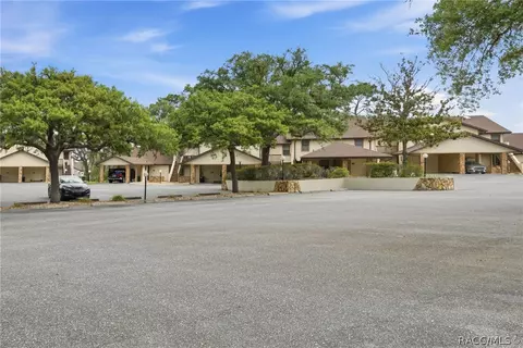 Exterior - 175 E Hartford St #4A, Hernando, FL 34442 photo 4 of 13