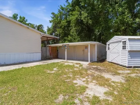 2476 N Wright Pt, Crystal River, FL 34428 photo 3