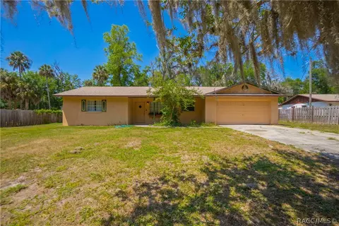 1561 NW 21st St, Crystal River, FL 34428