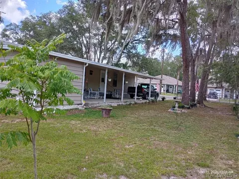 6411 W Flanders Ln, Crystal River, FL 34429