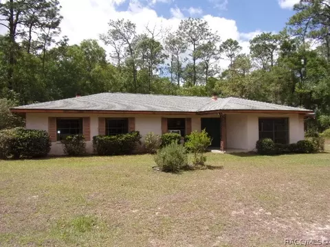 8342 N Pine Haven Pt, Crystal River, FL 34428