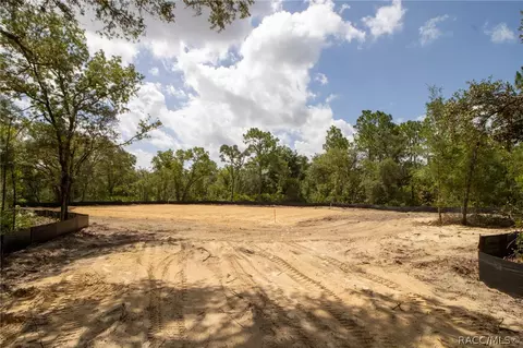 2257 N Stampede Dr, Beverly Hills, FL 34465