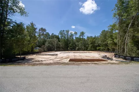 1242 W Redding St, Hernando, FL 34442