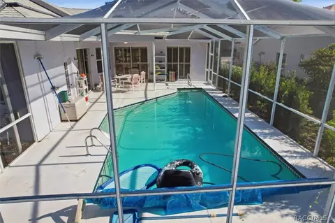 Exterior - 374 N Turkey Pine Loop, Lecanto, FL 34461 photo 4 of 8