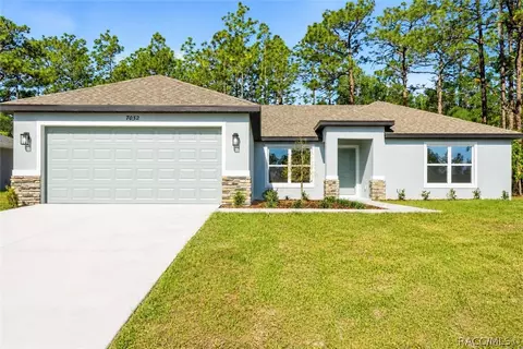 7032 N Foxdale Dr, Dunnellon, FL 34434
