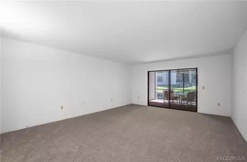 Living - 270 E Glassboro Ct #2B, Hernando, FL 34442 photo 1 of 4