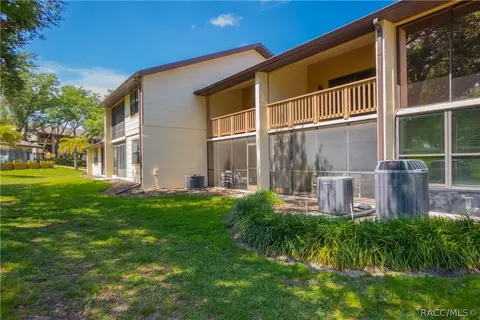 Exterior - 270 E Glassboro Ct #2B, Hernando, FL 34442 photo 12 of 16