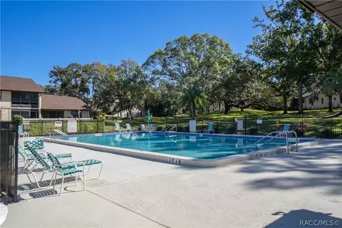 Exterior - 270 E Glassboro Ct #2B, Hernando, FL 34442 photo 3 of 16
