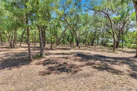 5823 Highland Park Dr, Hernando, FL 34442 photo 5