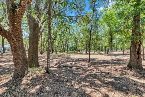 5823 Highland Park Dr, Hernando, FL 34442 photo 7