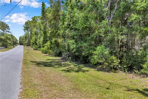 5823 Highland Park Dr, Hernando, FL 34442 photo 12