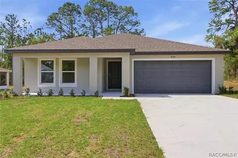 634 W Newbury St, Dunnellon, FL 34434