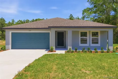 9301 N Sandree Dr, Dunnellon, FL 34434