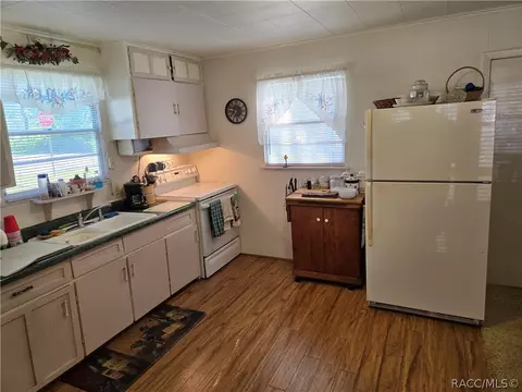 Kitchen - 4460 Harvard Dr, Hernando, FL 34442 photo 1 of 1