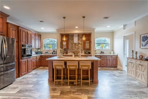 1508 E Winnetka St, Hernando, FL 34442 photo 2