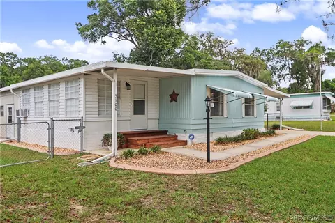 5100 S Kenneth Ter, Floral City, FL 34436