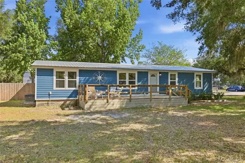 9335 W Melanie Ln, Crystal River, FL 34428