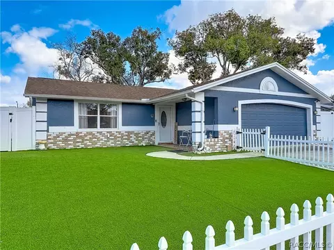 9430 Palm Ave, Port Richey, FL 34668