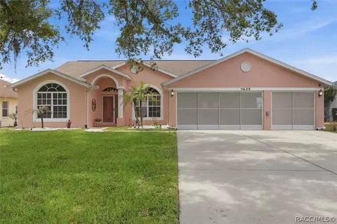 5639 W Hunters Ridge Cir, Lecanto, FL 34461