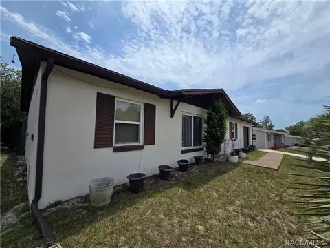 2154 W Devon Dr, Citrus Springs, FL 34434