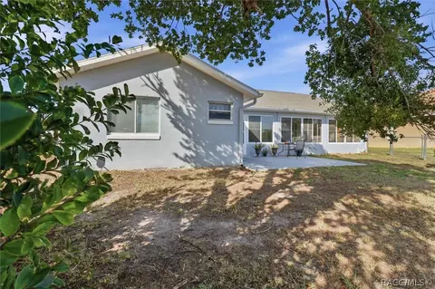 Exterior - 1131 S Softwind Loop, Lecanto, FL 34461 photo 6 of 7