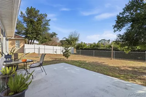 Exterior - 1131 S Softwind Loop, Lecanto, FL 34461 photo 7 of 7